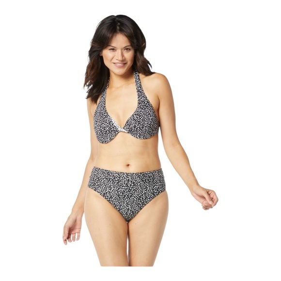 Coco Reef Verso Reversible Underwire Halter
Bikini Top/Bottom - Island Cheetah - Picture 1 of 11